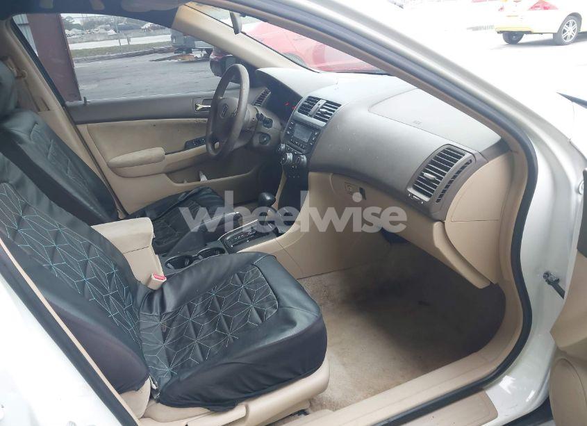 Photo 5 of 2004 Honda Accord 2.4 LX (VIN 1HGCM56364A059832)