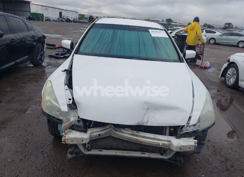 Photo 6 of 2004 Honda Accord 2.4 LX (VIN 1HGCM56364A086514)