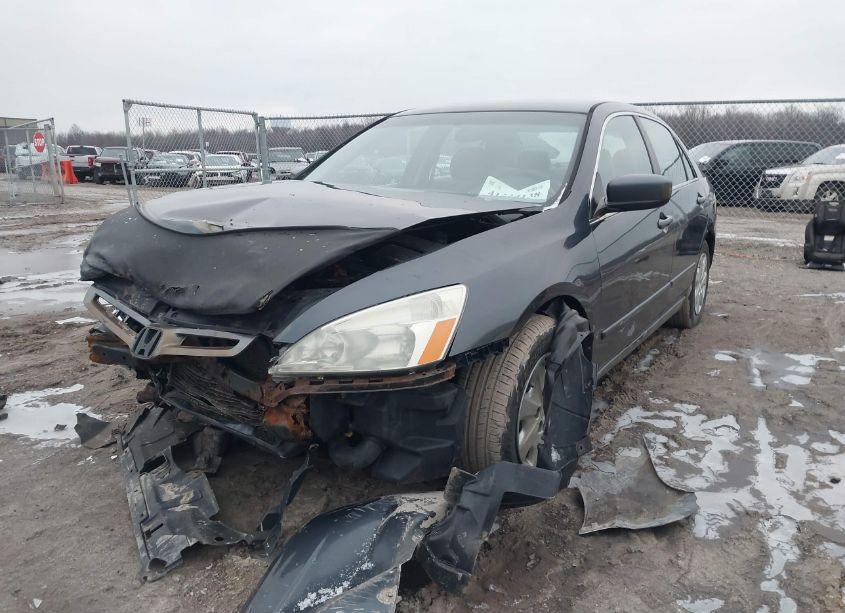 Photo 2 of 2004 Honda Accord 2.4 LX (VIN 1HGCM56364A092698)