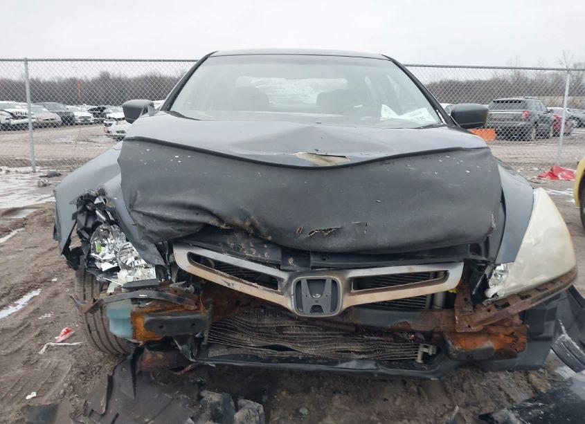 Photo 6 of 2004 Honda Accord 2.4 LX (VIN 1HGCM56364A092698)