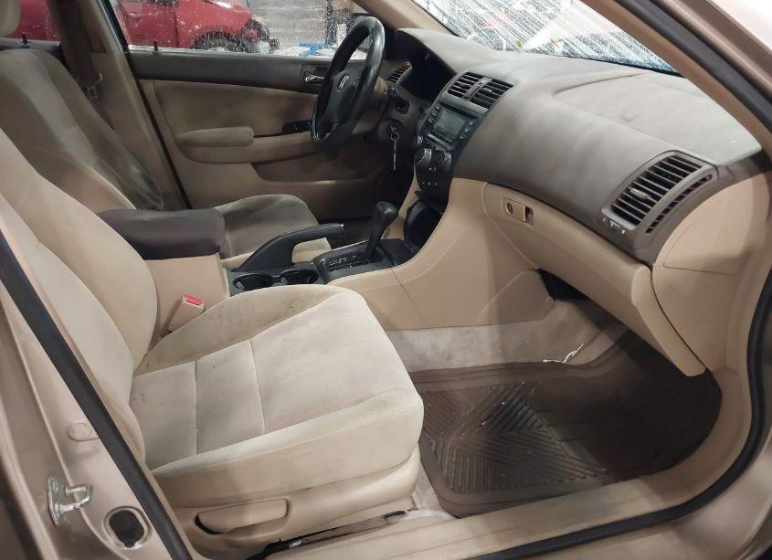 Photo 5 of 2004 Honda Accord 2.4 LX (VIN 1HGCM56364A109581)