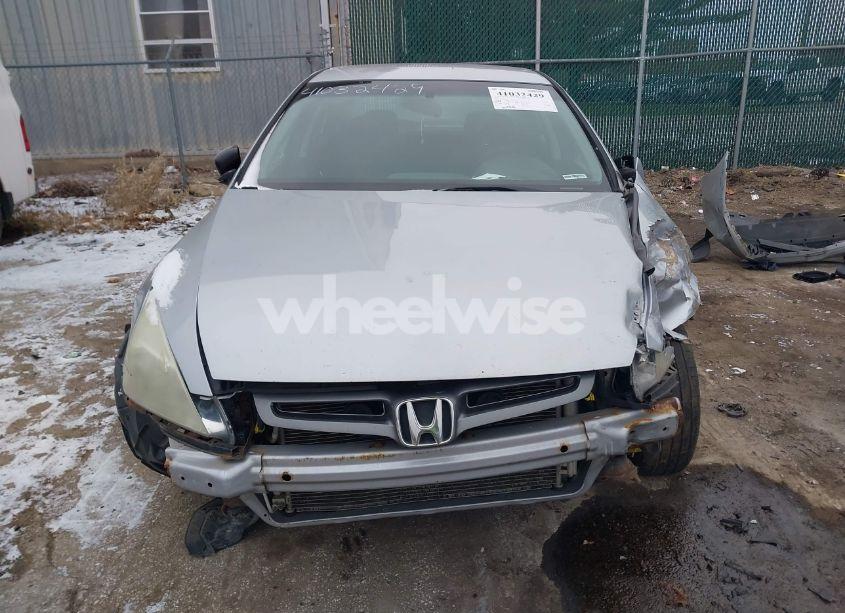 Photo 13 of 2004 Honda Accord 2.4 LX (VIN 1HGCM56364A113324)