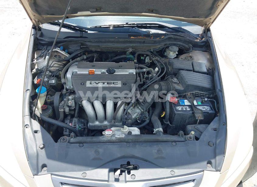 Photo 10 of 2004 Honda Accord 2.4 LX (VIN 1HGCM56364A144069)