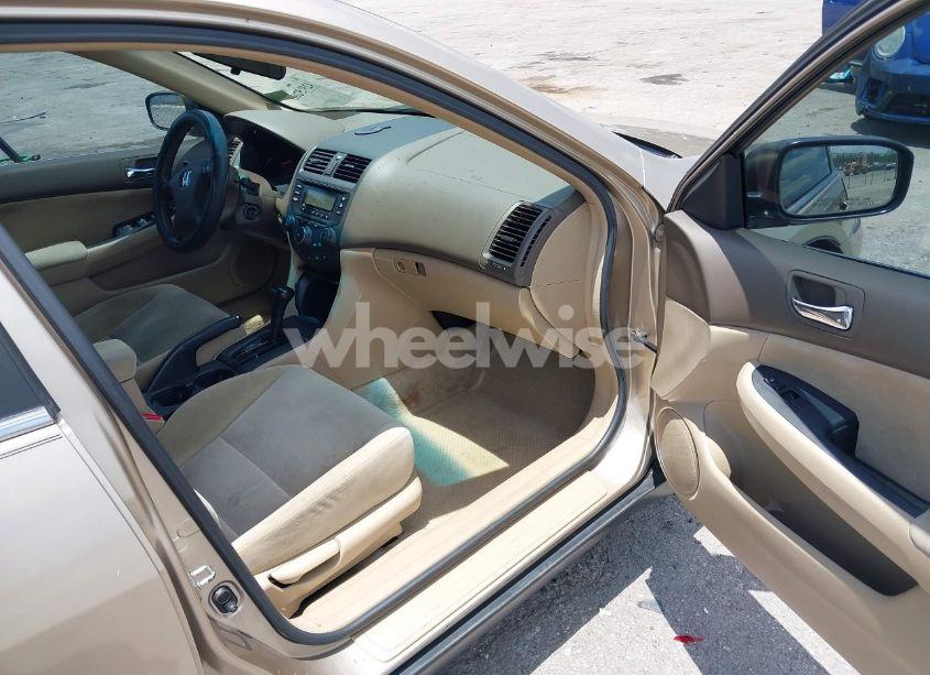 Photo 5 of 2004 Honda Accord 2.4 LX (VIN 1HGCM56364A144069)