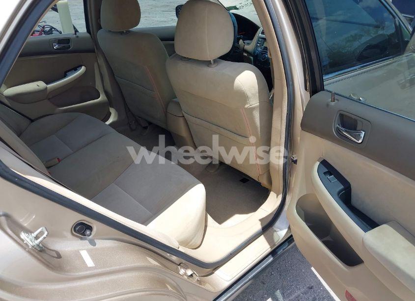 Photo 8 of 2004 Honda Accord 2.4 LX (VIN 1HGCM56364A144069)