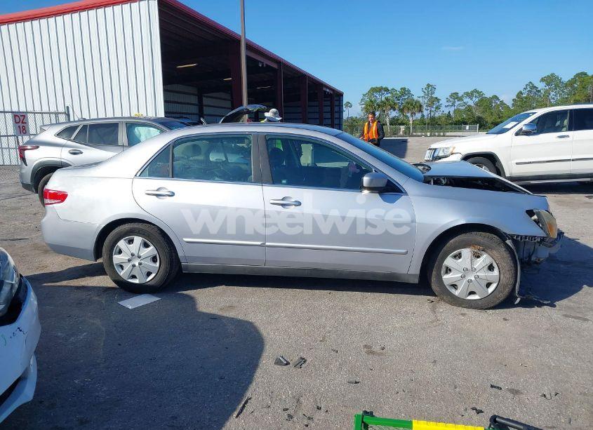 Photo 12 of 2004 Honda Accord 2.4 LX (VIN 1HGCM56364A172759)