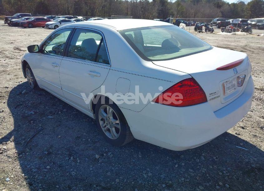 Photo 3 of 2006 Honda Accord 2.4 SE (VIN 1HGCM56366A026879)