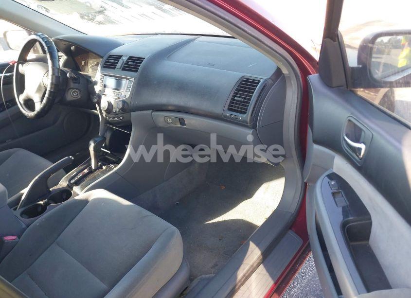 Photo 5 of 2006 Honda Accord 2.4 SE (VIN 1HGCM56366A082465)