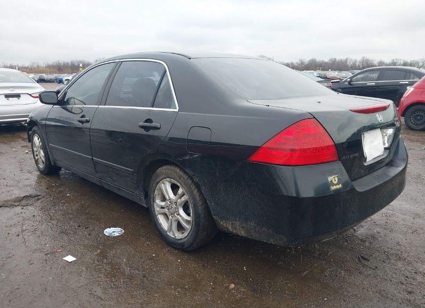 Photo 3 of 2006 Honda Accord 2.4 SE (VIN 1HGCM56366A153745)