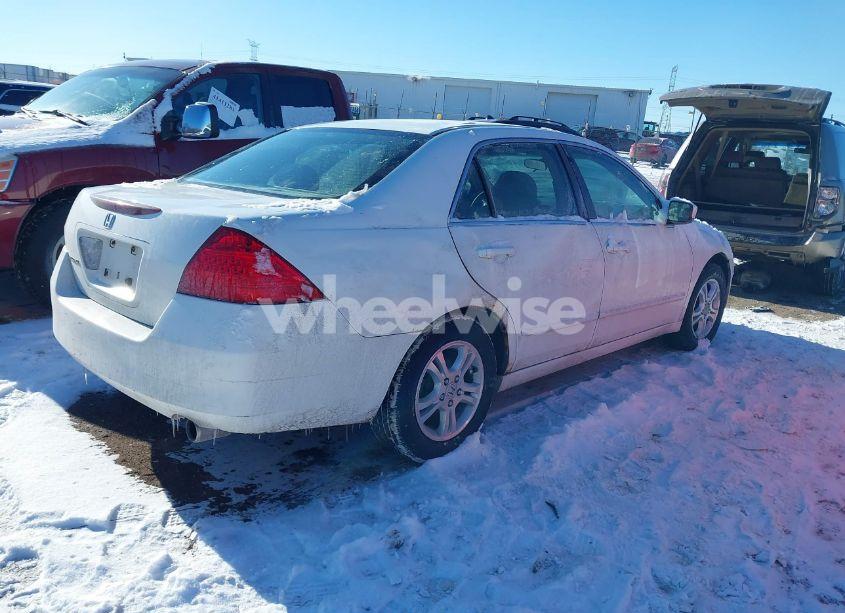 Photo 4 of 2007 Honda Accord 2.4 SE (VIN 1HGCM56367A031694)
