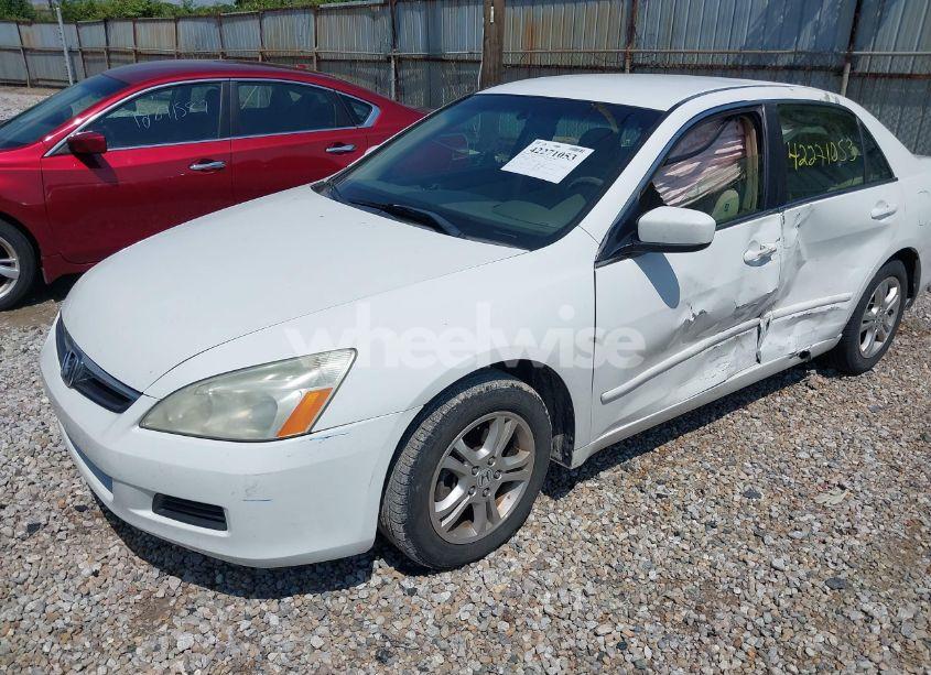 Photo 2 of 2007 Honda Accord 2.4 SE (VIN 1HGCM56367A155318)