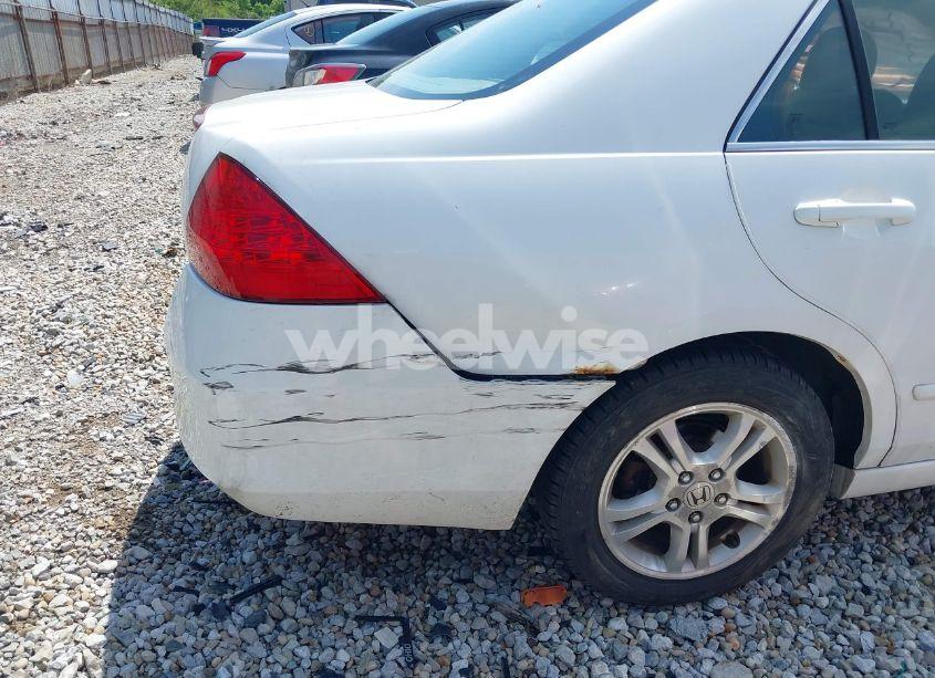 Photo 6 of 2007 Honda Accord 2.4 SE (VIN 1HGCM56367A155318)