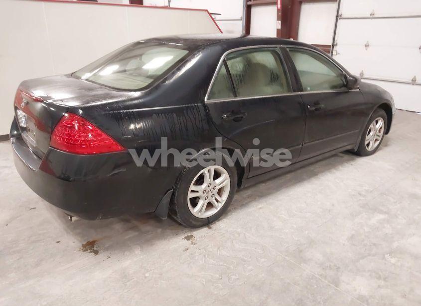 Photo 4 of 2007 Honda Accord 2.4 SE (VIN 1HGCM56367A173835)