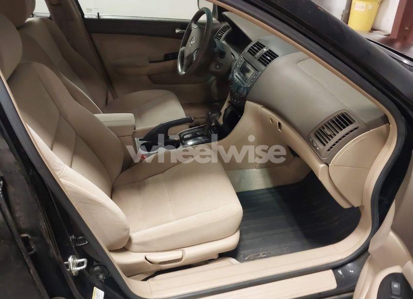 Photo 5 of 2007 Honda Accord 2.4 SE (VIN 1HGCM56367A173835)