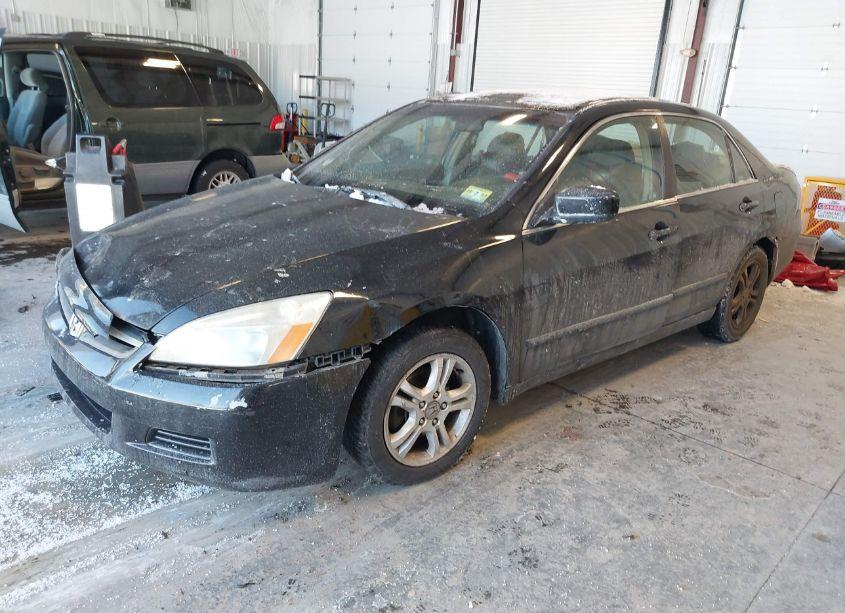Photo 2 of 2007 Honda Accord 2.4 SE (VIN 1HGCM56367A227585)