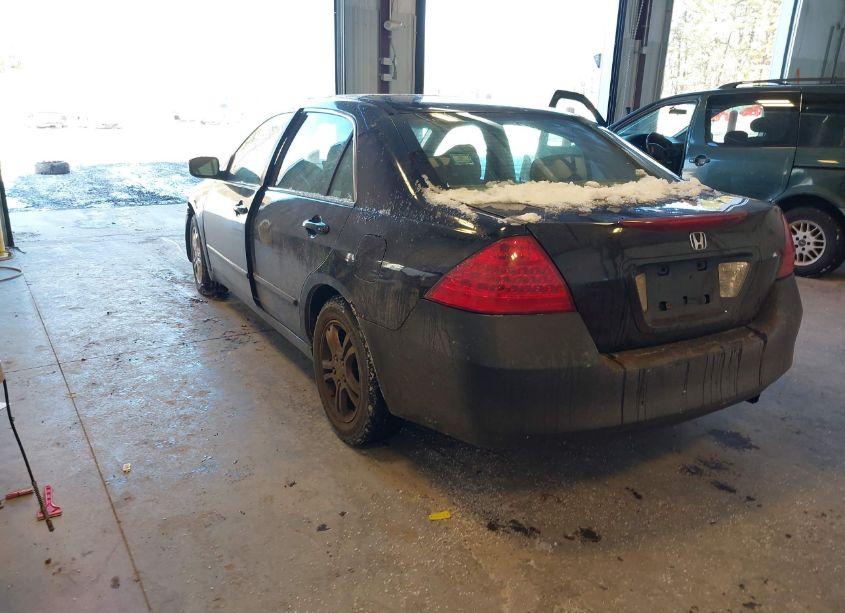 Photo 3 of 2007 Honda Accord 2.4 SE (VIN 1HGCM56367A227585)