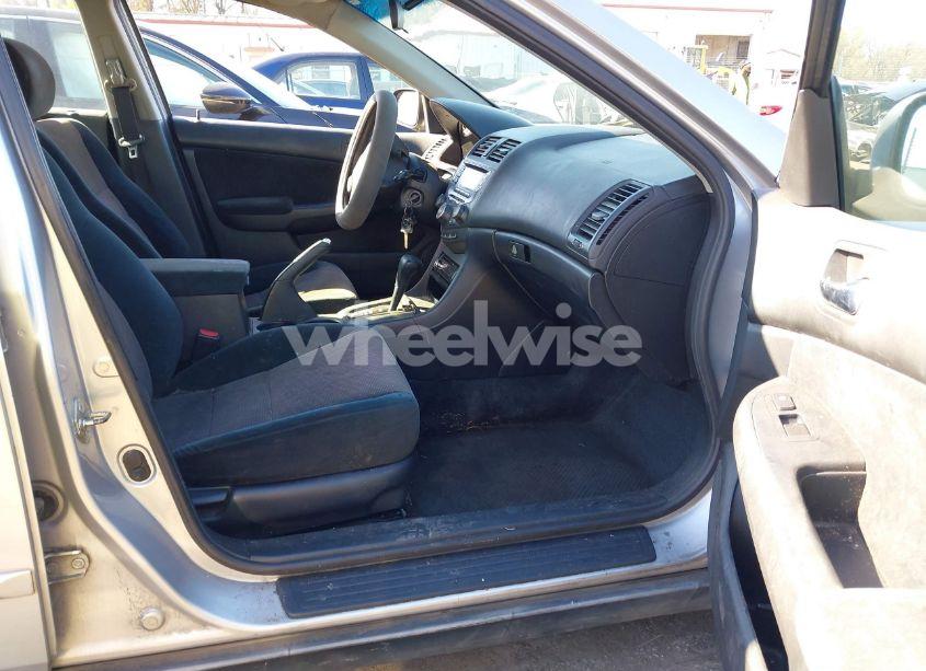 Photo 5 of 2003 Honda Accord 2.4 LX (VIN 1HGCM56373A021153)