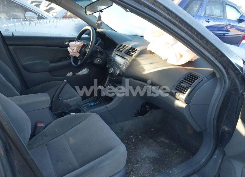 Photo 5 of 2003 Honda Accord 2.4 LX (VIN 1HGCM56373A074905)