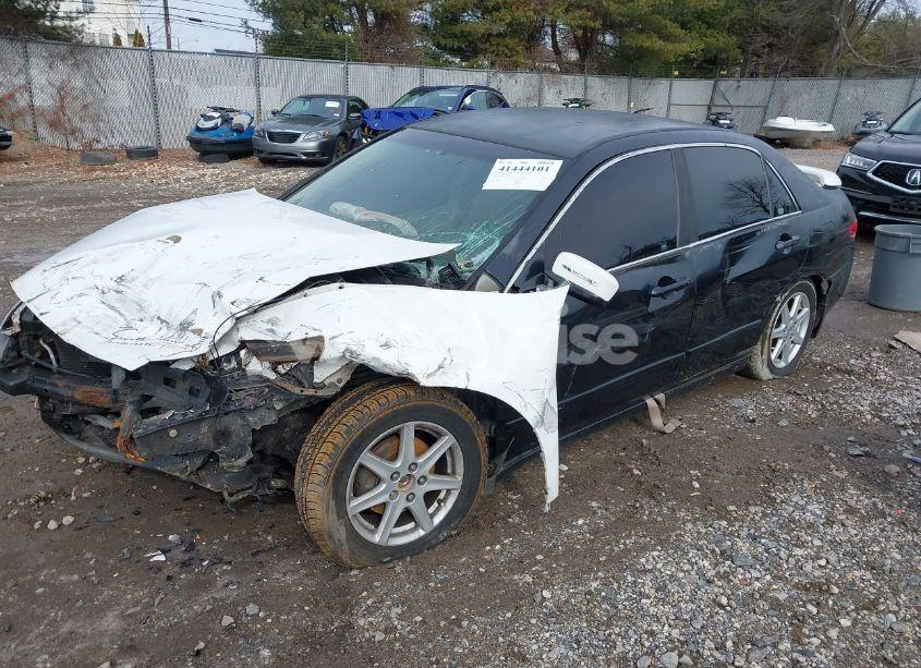 Photo 2 of 2003 Honda Accord 2.4 LX (VIN 1HGCM56373A115288)