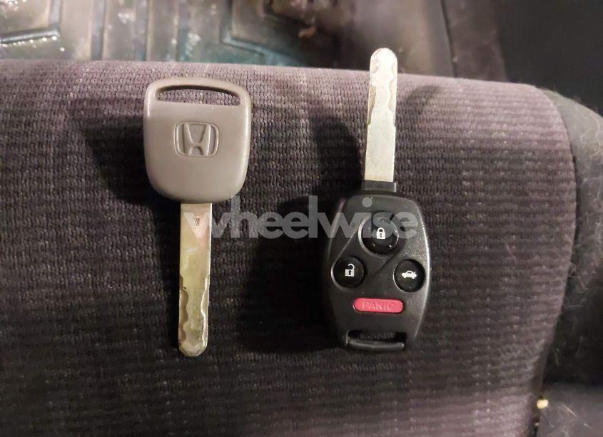 Photo 11 of 2004 Honda Accord 2.4 LX (VIN 1HGCM56374A035166)