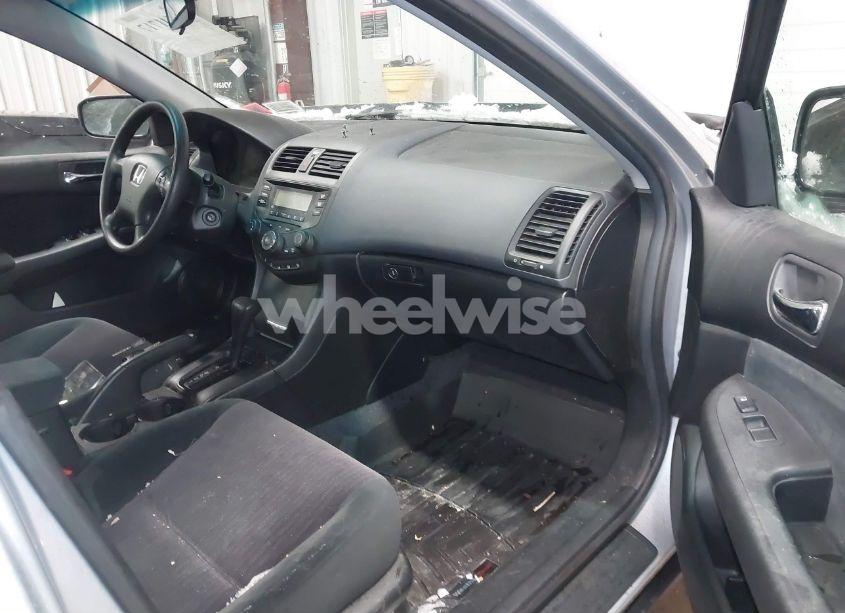 Photo 5 of 2004 Honda Accord 2.4 LX (VIN 1HGCM56374A035166)