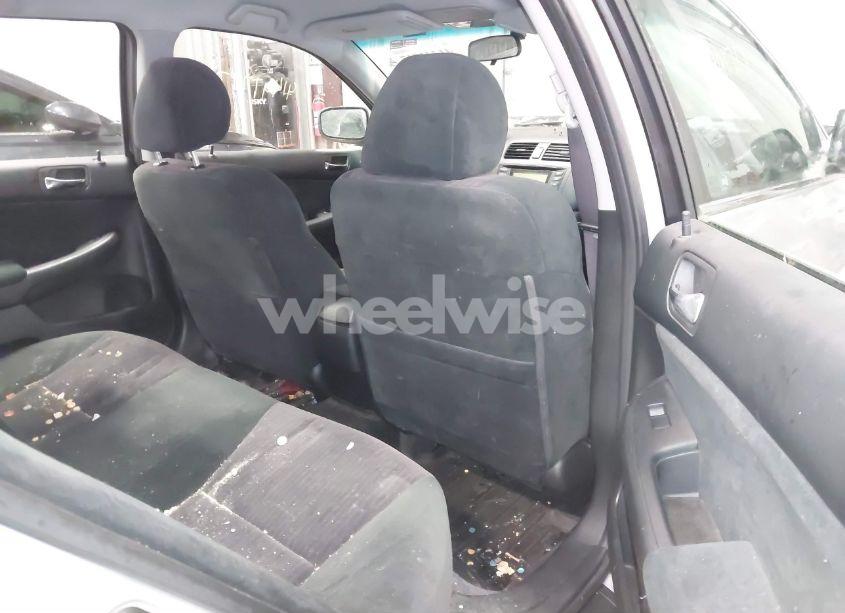 Photo 8 of 2004 Honda Accord 2.4 LX (VIN 1HGCM56374A035166)