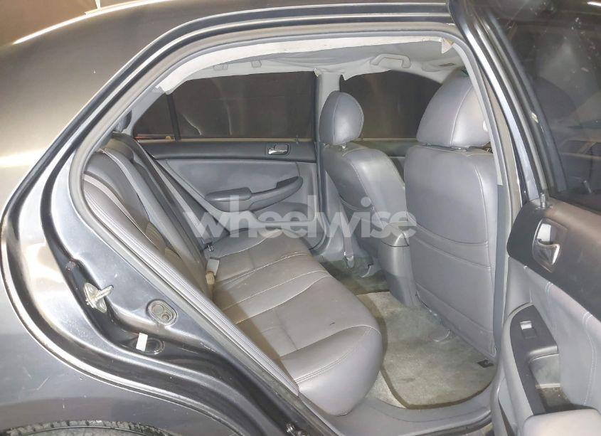 Photo 8 of 2004 Honda Accord 2.4 LX (VIN 1HGCM56374A047141)