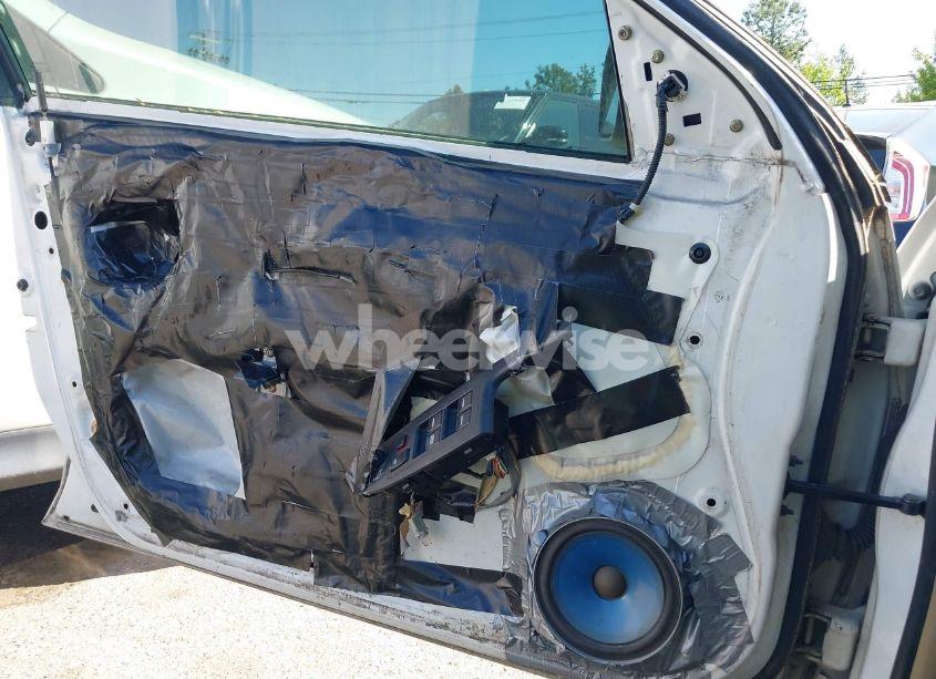 Photo 6 of 2004 Honda Accord 2.4 LX (VIN 1HGCM56374A178621)