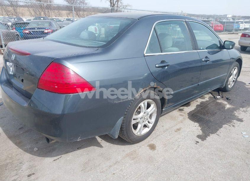 Photo 4 of 2006 Honda Accord 2.4 SE (VIN 1HGCM56376A104702)