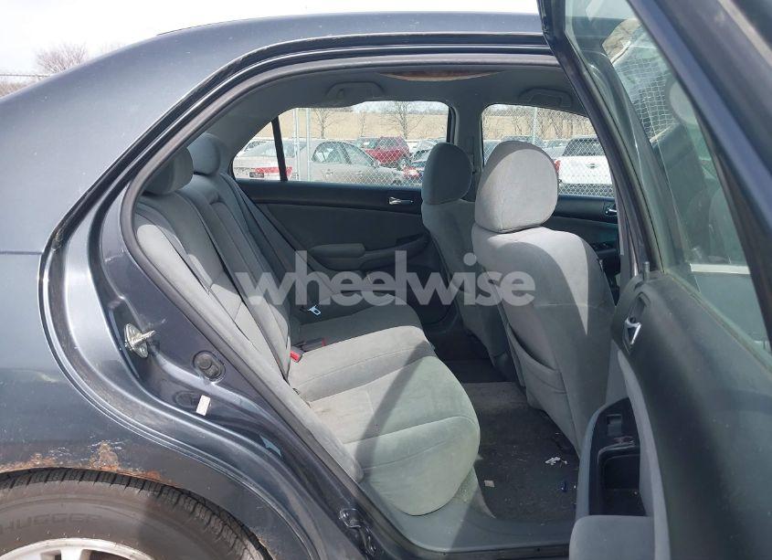 Photo 8 of 2006 Honda Accord 2.4 SE (VIN 1HGCM56376A104702)