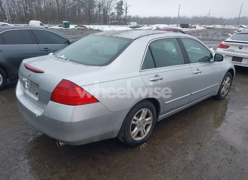Photo 4 of 2007 Honda Accord 2.4 SE (VIN 1HGCM56377A001796)