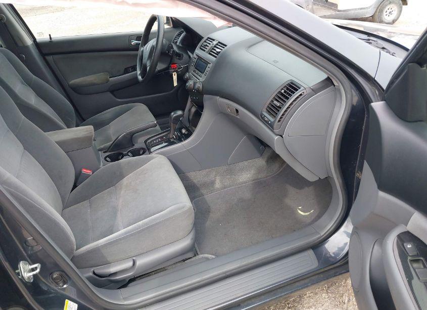 Photo 5 of 2007 Honda Accord 2.4 SE (VIN 1HGCM56377A016766)