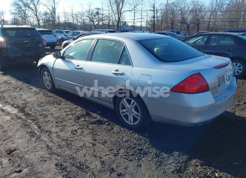 Photo 3 of 2007 Honda Accord 2.4 SE (VIN 1HGCM56377A044714)