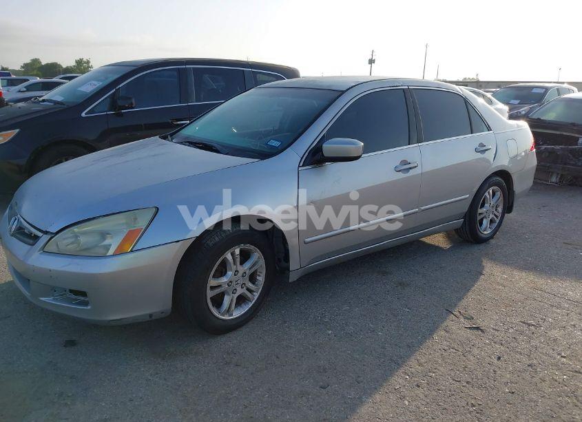 Photo 2 of 2007 Honda Accord 2.4 SE (VIN 1HGCM56377A060833)