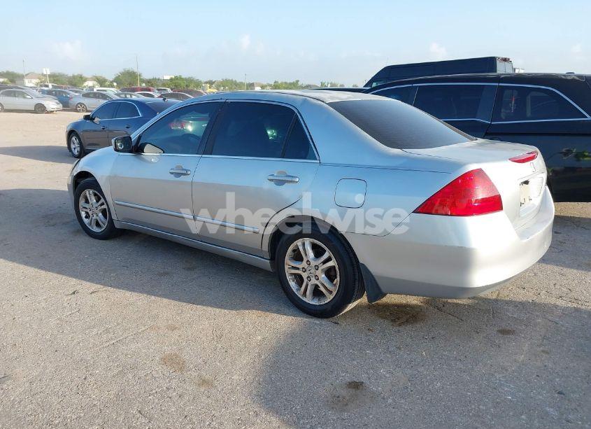 Photo 3 of 2007 Honda Accord 2.4 SE (VIN 1HGCM56377A060833)