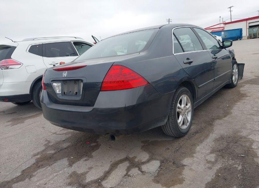 Photo 4 of 2007 Honda Accord 2.4 SE (VIN 1HGCM56377A172158)