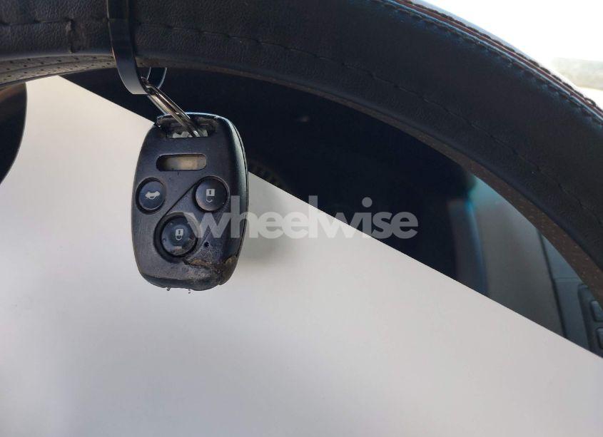 Photo 11 of 2003 Honda Accord 2.4 LX (VIN 1HGCM56383A009061)