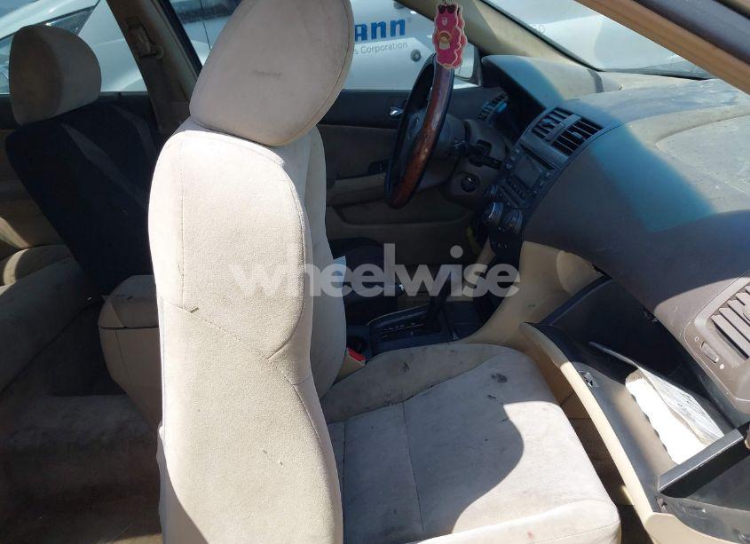 Photo 5 of 2003 Honda Accord 2.4 LX (VIN 1HGCM56383A009061)