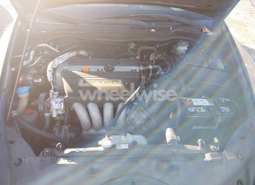 Photo 10 of 2003 Honda Accord 2.4 LX (VIN 1HGCM56383A066120)