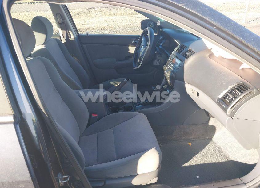 Photo 5 of 2003 Honda Accord 2.4 LX (VIN 1HGCM56383A066120)