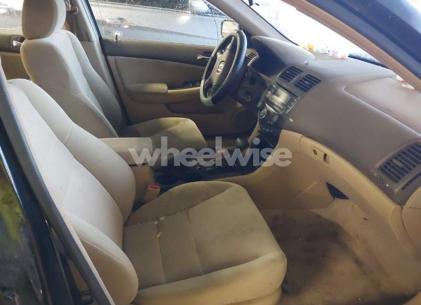 Photo 5 of 2003 Honda Accord 2.4 LX (VIN 1HGCM56383A098727)