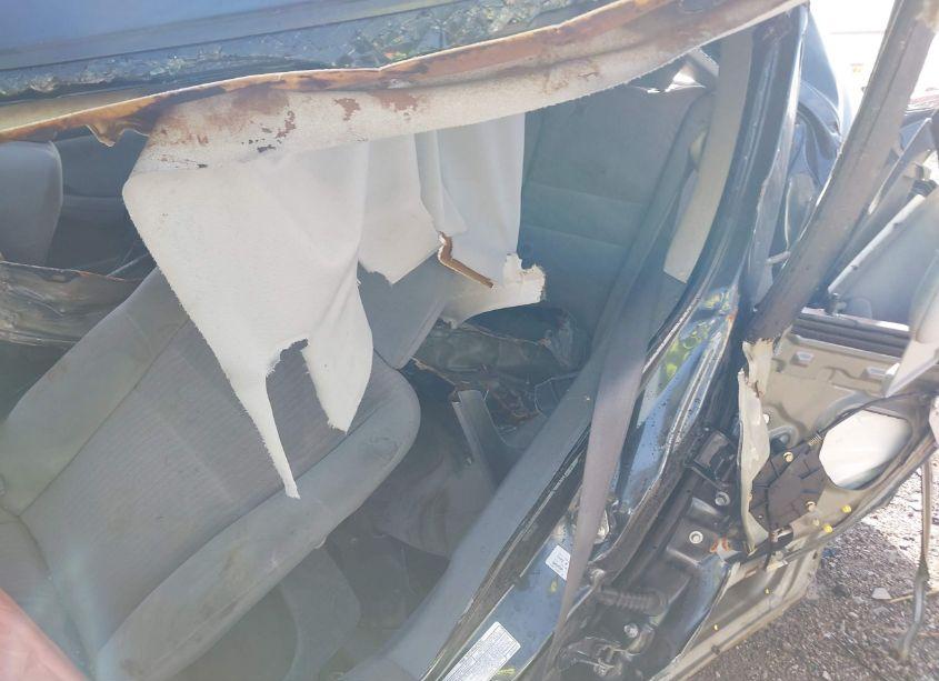 Photo 8 of 2003 Honda Accord 2.4 LX (VIN 1HGCM56383A108298)