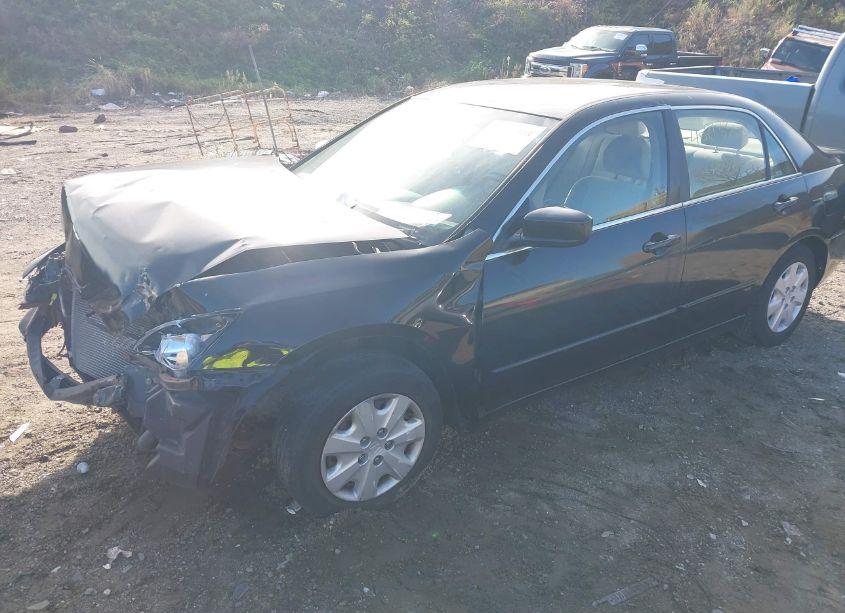 Photo 2 of 2004 Honda Accord SDN LX (VIN 1HGCM56384A158894)