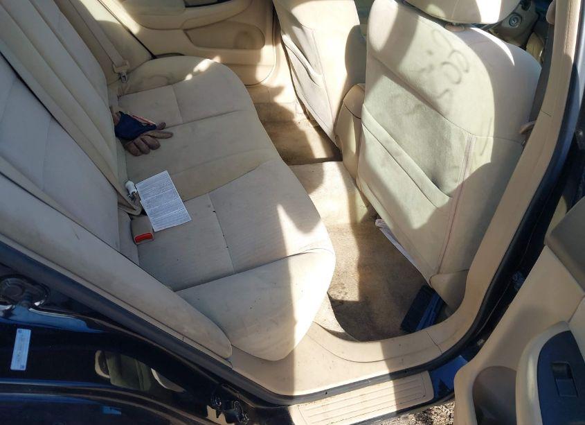 Photo 8 of 2004 Honda Accord SDN LX (VIN 1HGCM56384A158894)