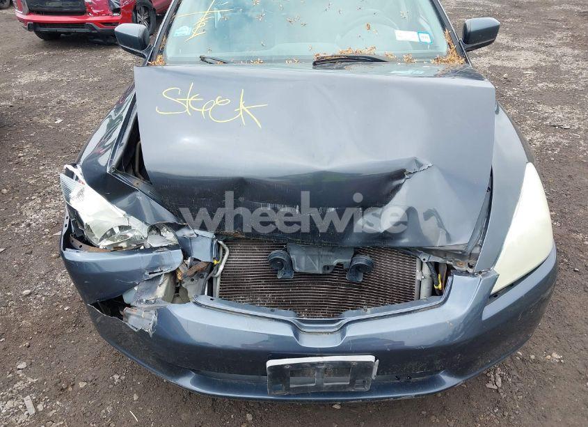 Photo 10 of 2004 Honda Accord 2.4 LX (VIN 1HGCM56384A168373)