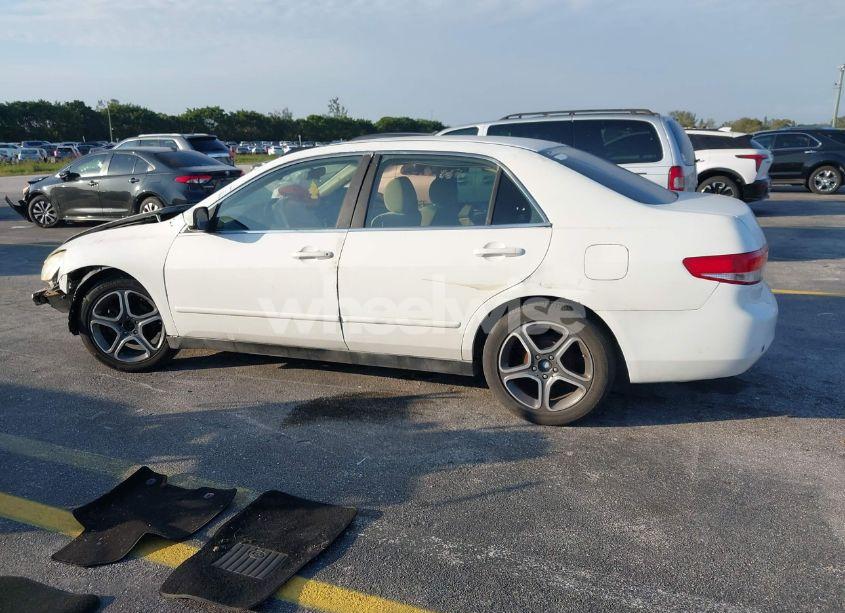 Photo 14 of 2004 Honda Accord 2.4 LX (VIN 1HGCM56384A175310)