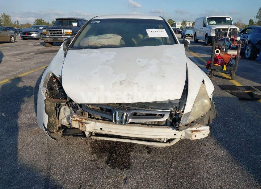 Photo 6 of 2004 Honda Accord 2.4 LX (VIN 1HGCM56384A175310)