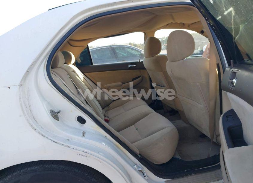 Photo 8 of 2004 Honda Accord 2.4 LX (VIN 1HGCM56384A175310)