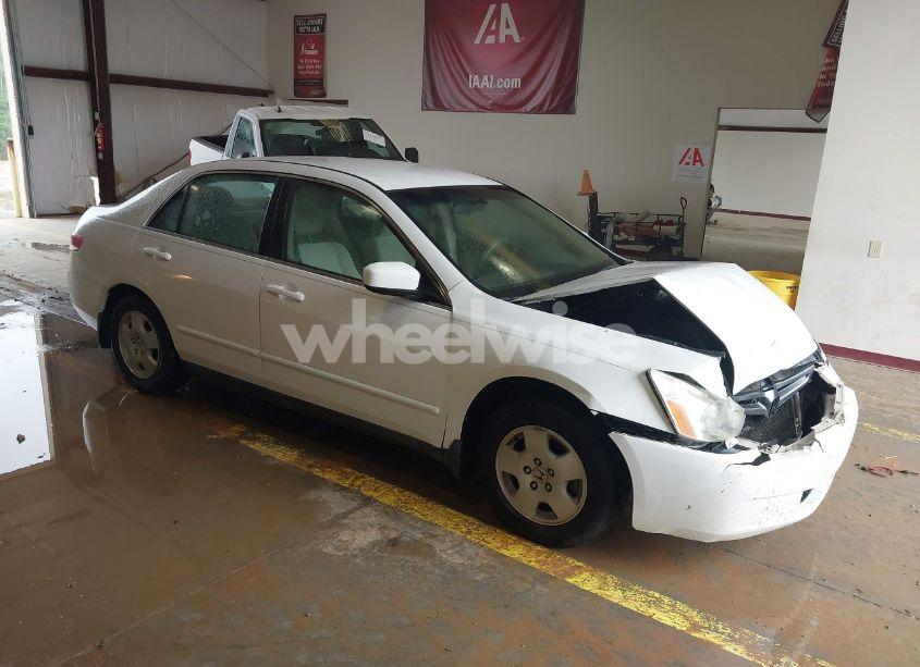 2004 Honda Accord 2.4 LX (VIN 1HGCM56384A175338) main photo