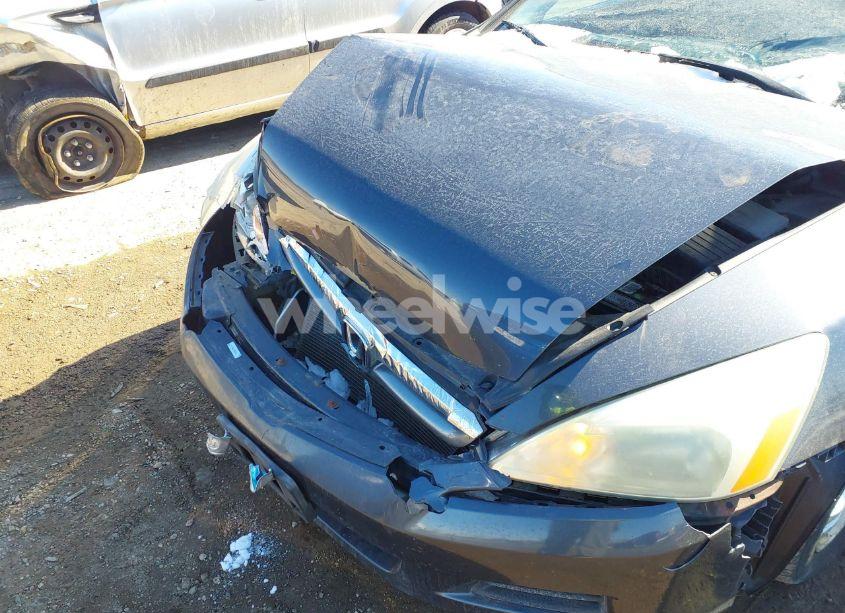 Photo 6 of 2006 Honda Accord 2.4 SE (VIN 1HGCM56386A052920)